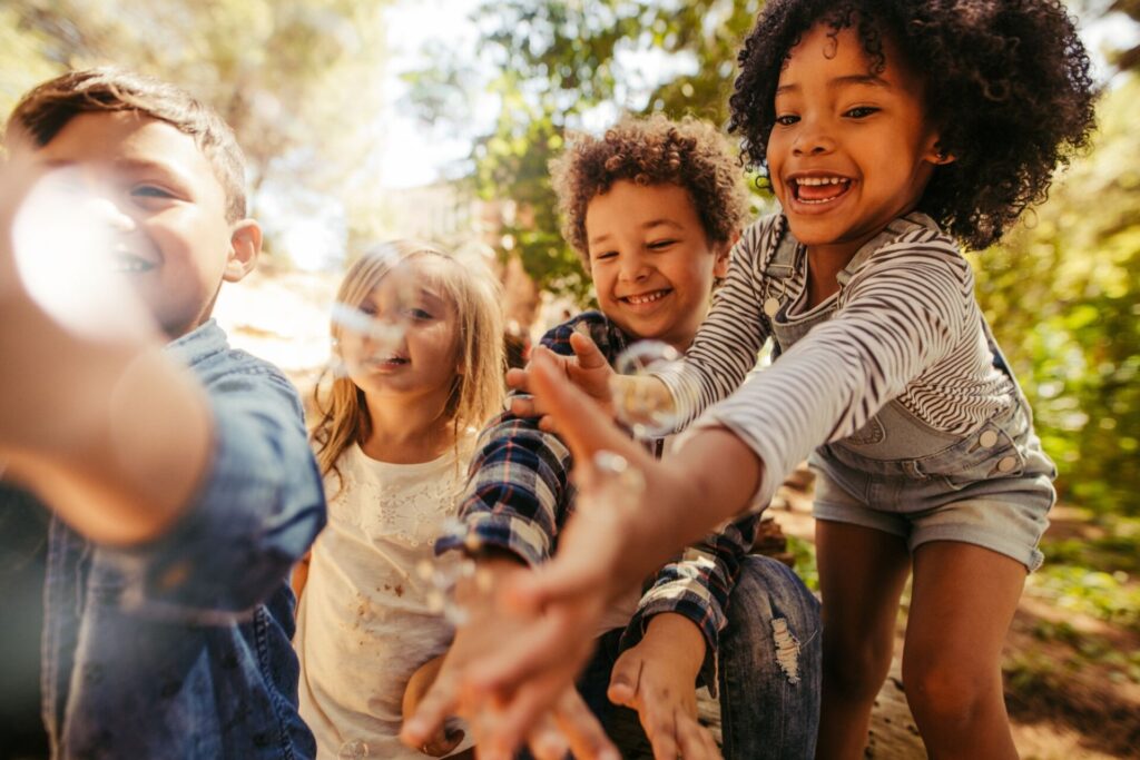 Formules anniversaires adaptées pour tous les enfants