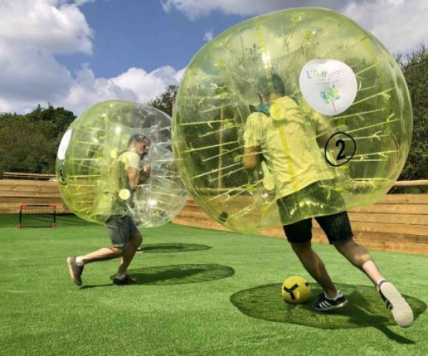 Le bubble-foot à l'Aven Parc, Parc de loisirs dans le Finistère