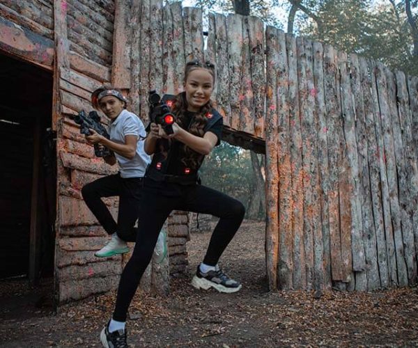 Le laser tag à l'Aven Parc, Parc de loisirs et d’aventure en pleine nature dans le Finistère