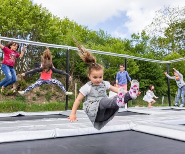 L'Ile aux trampolines à l'Aven Parc, Le parc de loisirs nature dans le Finistère