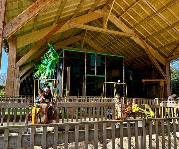 La zone chantier à l'’Aven Parc, parc de loisirs dans le Finistère à Pont-Aven